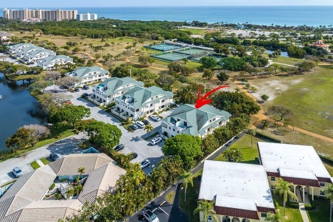 Building Photo - 820 Bella Vista Ct S Unit 20