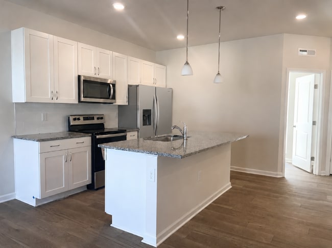 Photo - Beautiful 3 Bedroom 2.5 bath