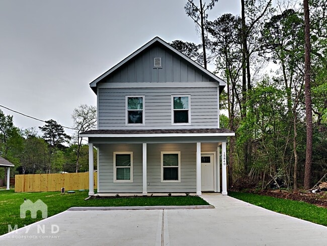 Photo - 15840 Forest Dr