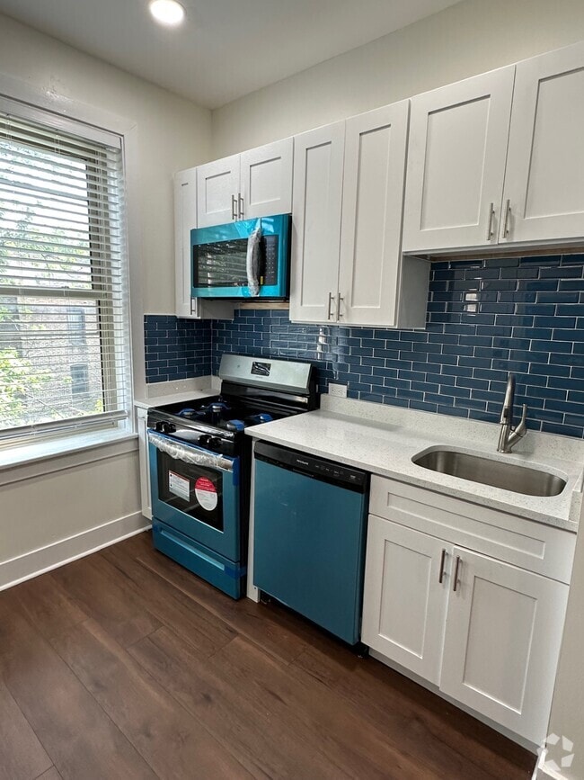 Building Photo - 1417 W Albion Ave Unit 2 Rental