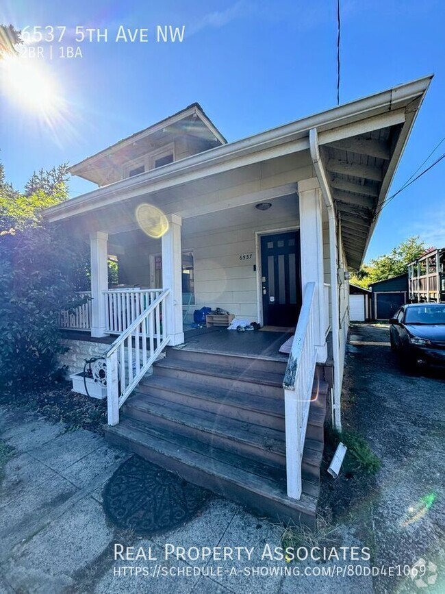 Building Photo - Charming Ballard Home in a Prime Location!