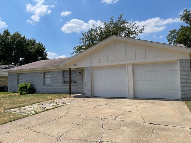 Photo - 2721 Ash Park Dr