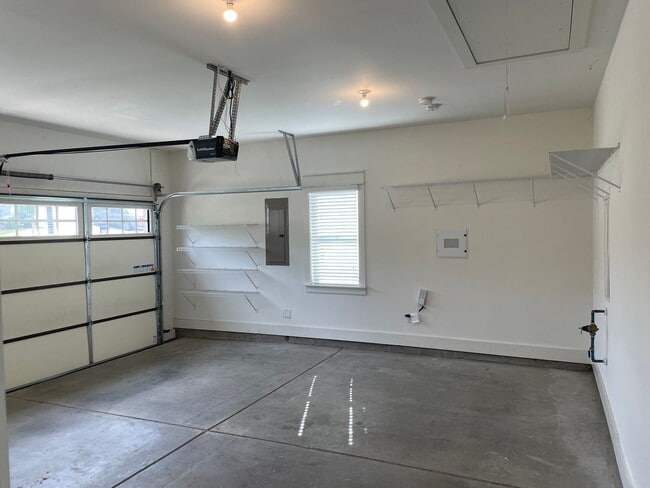 Photo - One level home with 2 Car Garage!