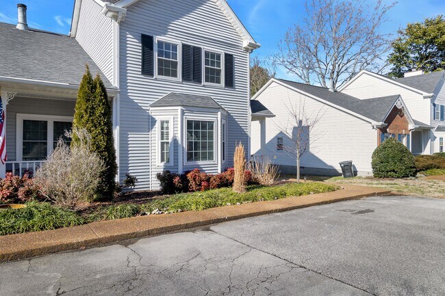 Photo - 1217 Carriage Park Dr