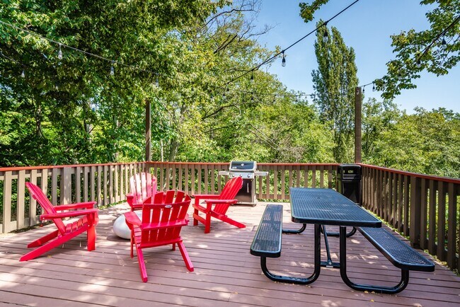 exterior - University Heights