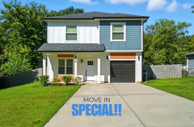 (MOVE IN SPECIAL!) Modern 3-Bedroom Home w... - (MOVE IN SPECIAL!) Modern 3-Bedroom Home w...