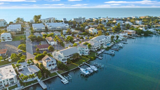 Photo - Waterfront Luxury Living – Fully Renovated...
