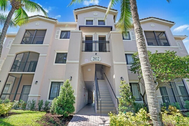 Building Photo - 2812 Grande Pkwy Unit 105