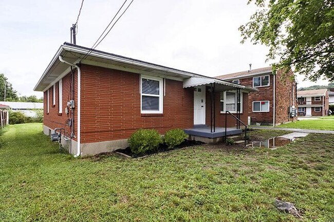 Photo - 4801 Oak Park Dr