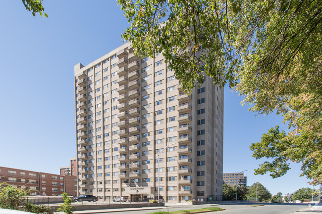 Malden Gardens - Malden Gardens Apartments