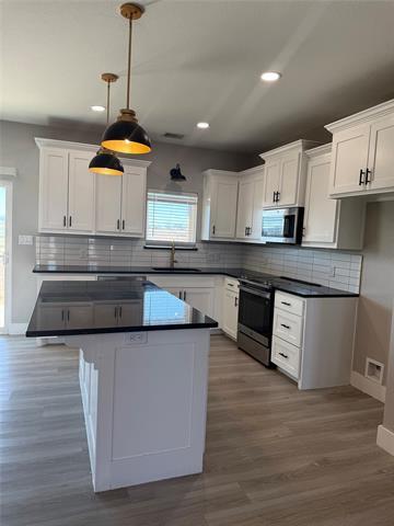 Photo - 142 County Rd