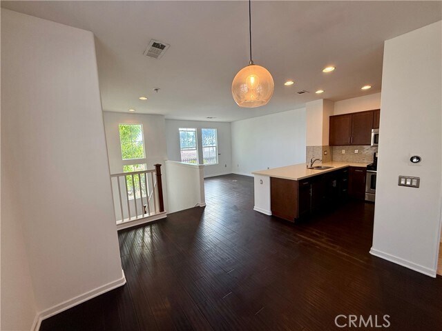 15605 Odyssey Dr
