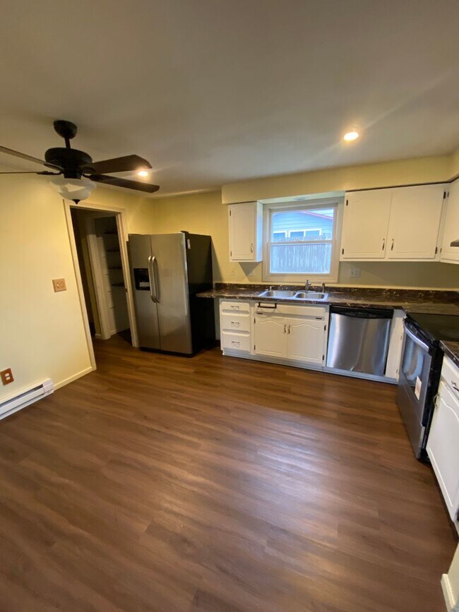 1512 Quail Trail Rental House Rental in Huntertown, IN