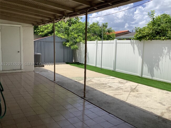 11019 SW 5th St Unit 11019
