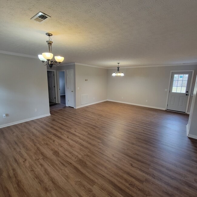 Photo - 1616 Linda Ave