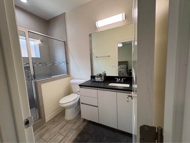 Photo - 3609 Valeria St Unit 3