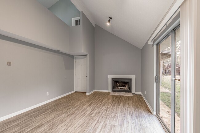 Photo - 26612 Primrose Ct