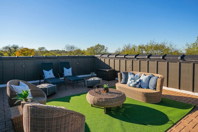 Photo - 709 26th Ave N Unidad ID1312374P