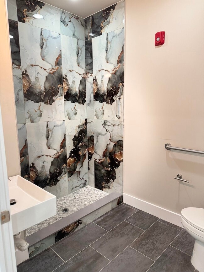 Photo - 213 ACADEMY St Unidad 1B