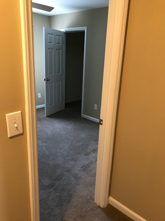 Photo - 2861 Bennington Dr