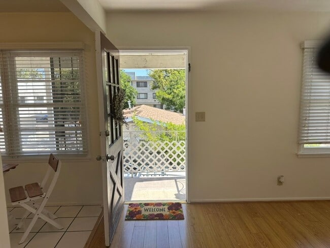Photo - 373 Myrtle St Unidad C