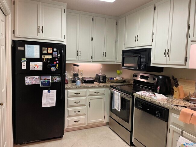 2008 Woodlawn Dr SW Unidad 2008