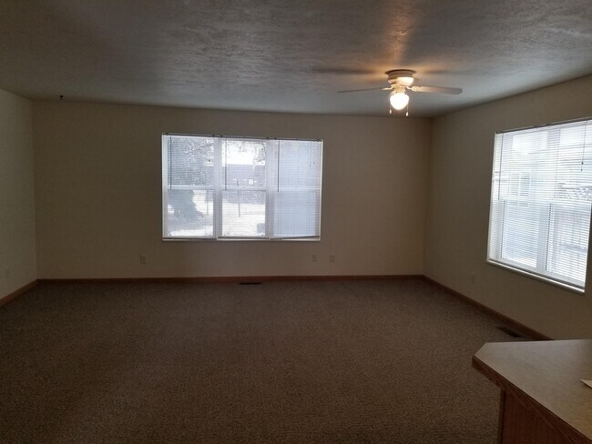 Photo - 808 N 3rd Ave