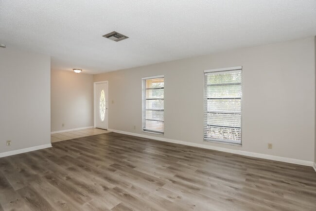 Photo - 11799 NW 26th St