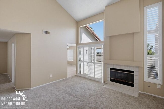 Photo - Lovely 3Bdm 2Ba Town-home in Rancho Peñasquitos!