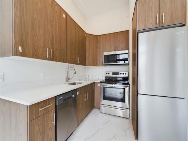 Photo - 2 bedroom in ASTORIA NY 11102 Unit 3