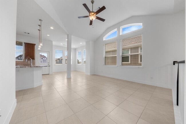 Photo - 1526 Crystal Stream Dr