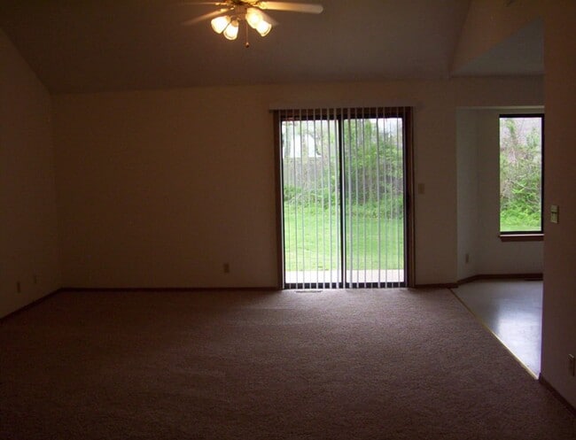 Photo - 3094 S Overhill Ct