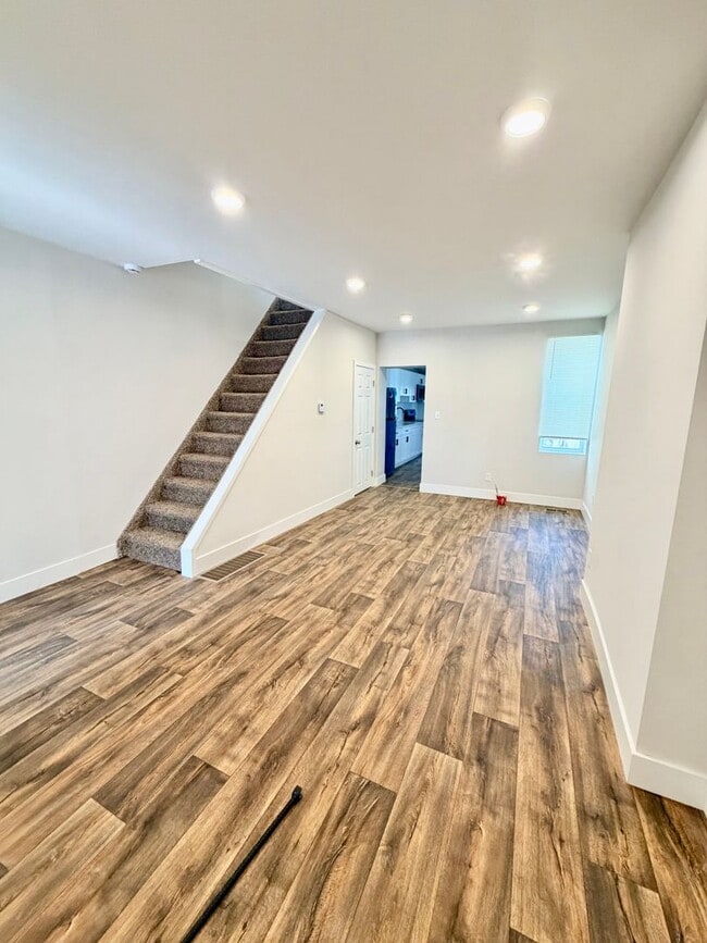 Photo - Pet-Friendly 3-Bedroom Home with Central A/C, In-Unit Laundry
