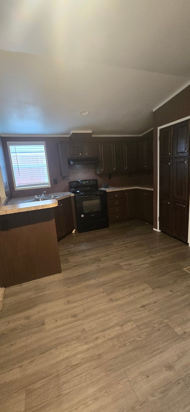 Photo - 1120 N Vista Dr