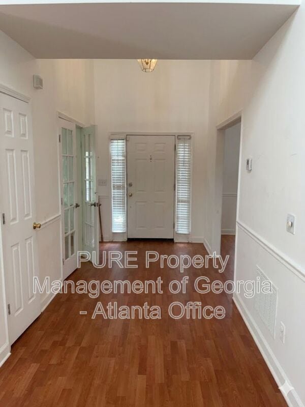 Photo - 909 Michael Lee Way
