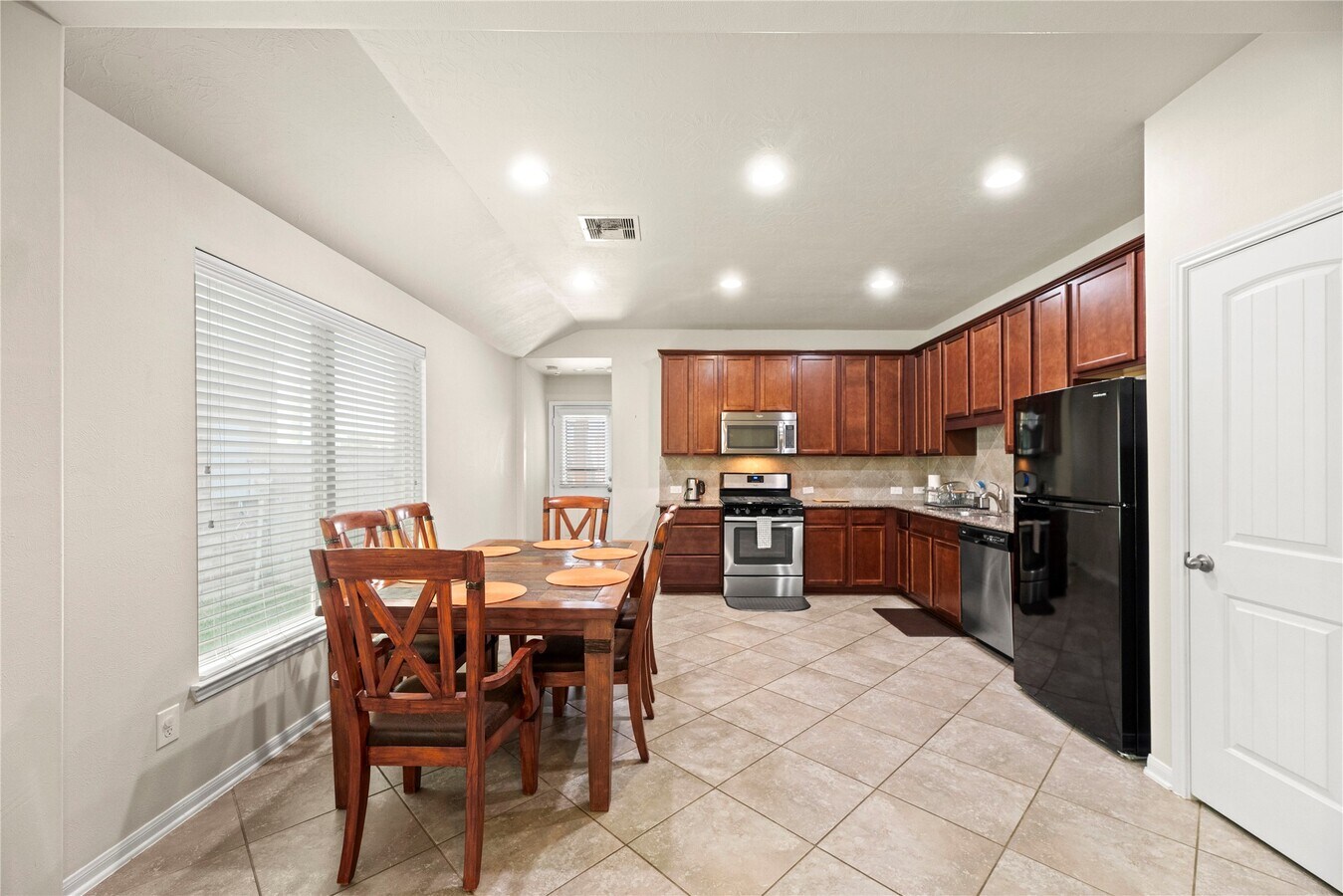 Photo - 8147 Aleppo Pine Ln