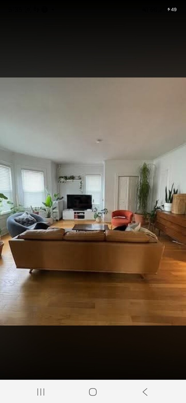 Photo - 1805 Roosevelt Ave Unit DUNMORE, 1ST FLOOR MUST SEE!!