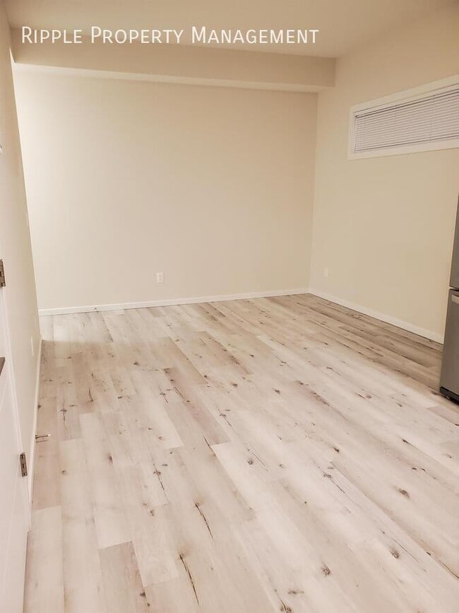 Photo - FANTASTIC 1 BED/ 1 BATH TOWNHOUSE