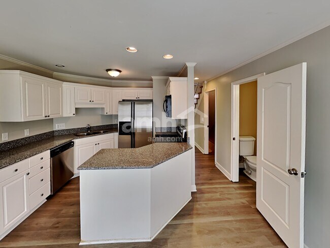 Photo - 1423 Shoreside Dr