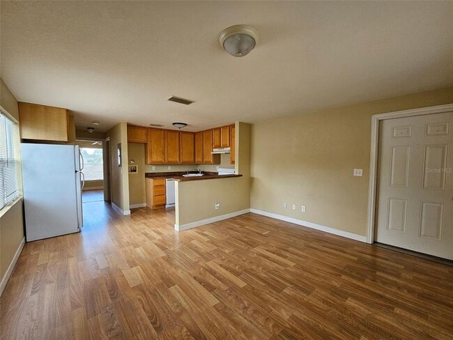Photo - 117 N Evergreen Ave Apartment