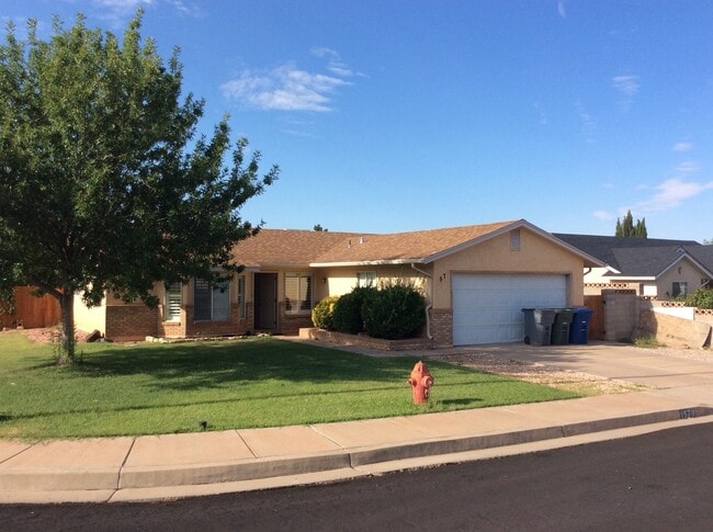 Photo - Charming 4 bedroom!