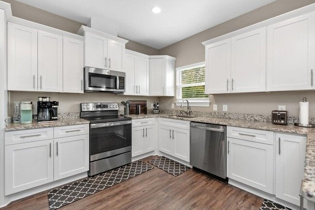Photo - 2327 Hadleigh Hills Ct