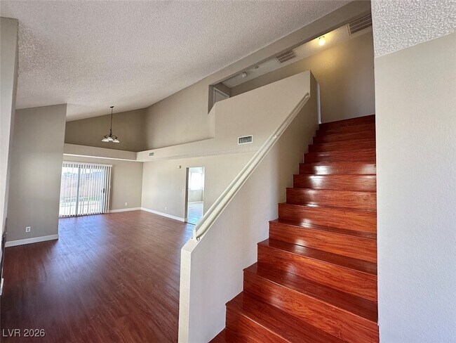 Photo - 120 Clifton Heights Dr