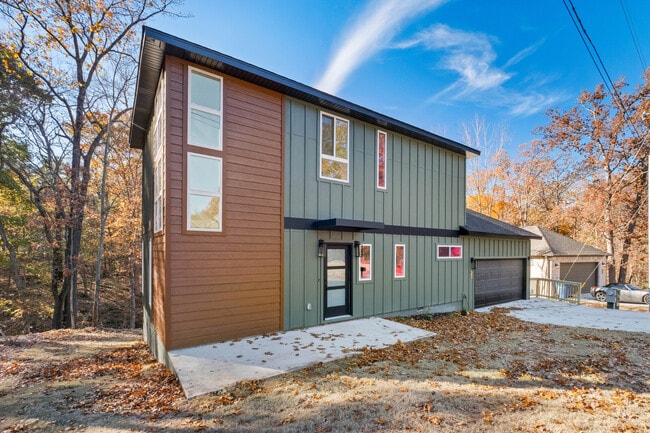 Photo - 50 Thaxted Dr