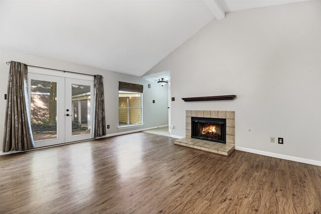 Photo - 15 Tulip Hill Ct