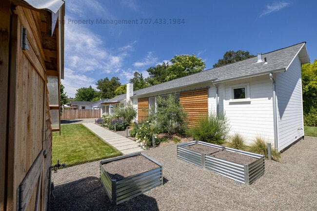 Photo - 13846 Village Ave