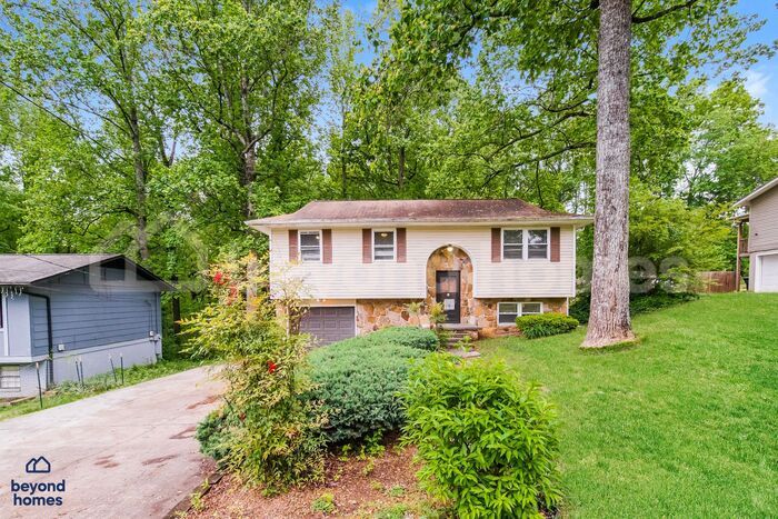 Stunning 3 Bedroom 2 Bathroom Home - Looki... - Stunning 3 Bedroom 2 Bathroom Home - Looki...