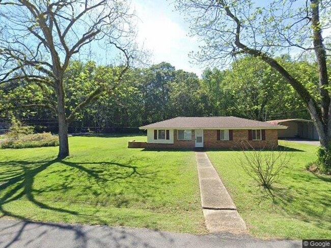 Building Photo - 3 Bed, 1 Bath in Montgomery close to Maxwell! Rental