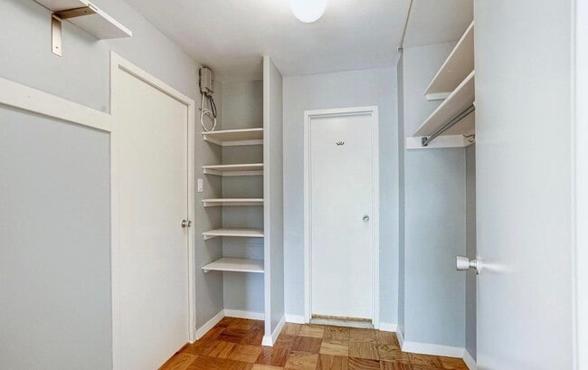 Photo - 5410 Connecticut Ave NW Unit 508