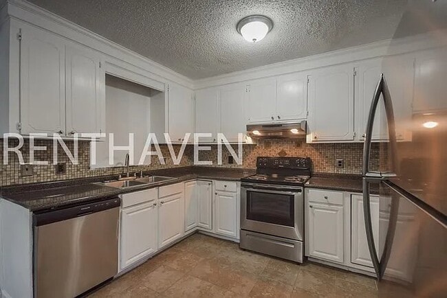 Photo - 821 Setter Ln